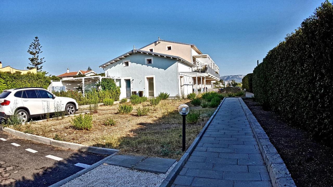 كالابيرناردو Asinaro Residence - Fronte Mare المظهر الخارجي الصورة
