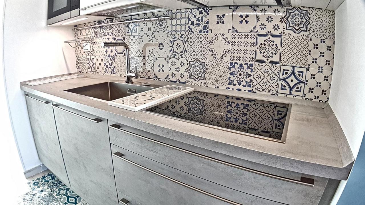 كالابيرناردو Asinaro Residence - Fronte Mare المظهر الخارجي الصورة