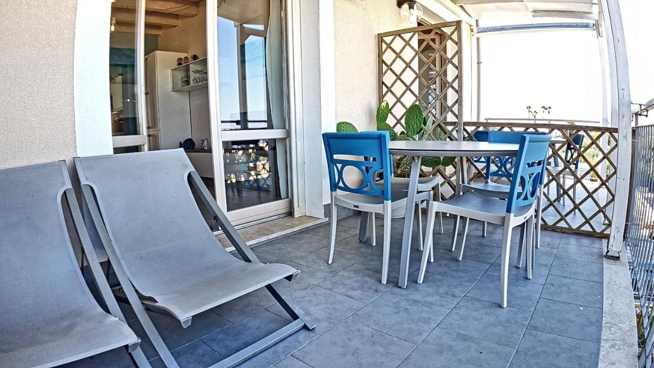 كالابيرناردو Asinaro Residence - Fronte Mare المظهر الخارجي الصورة
